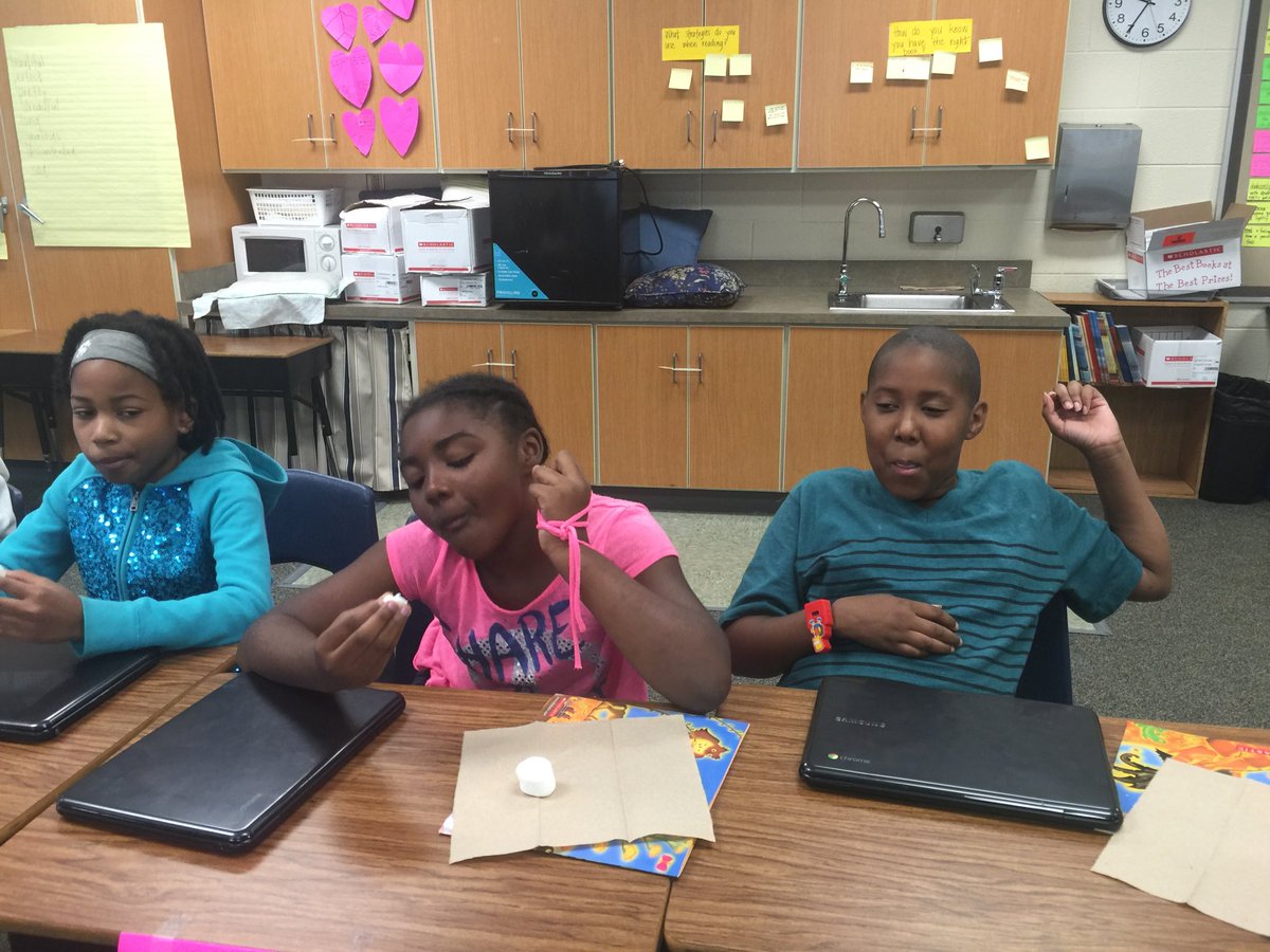 ltefsdaniel's tweet photo. Today's social skills lesson is self-control. Thanks Mrs. Johnson. @RCE_Dolphins @gad1127 https://t.co/RFf784zfvR