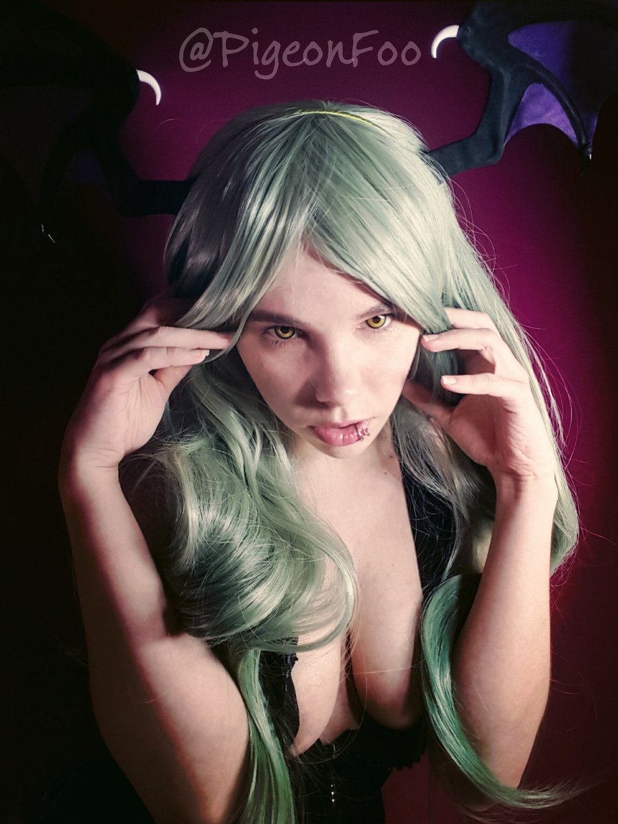 pigeonFOO's tweet photo. #FOOFetishFriday w/ another costest shot of #MorriganAensland Debuting this character at @awacon this fall! https://t.co/lAOCYhiwes
