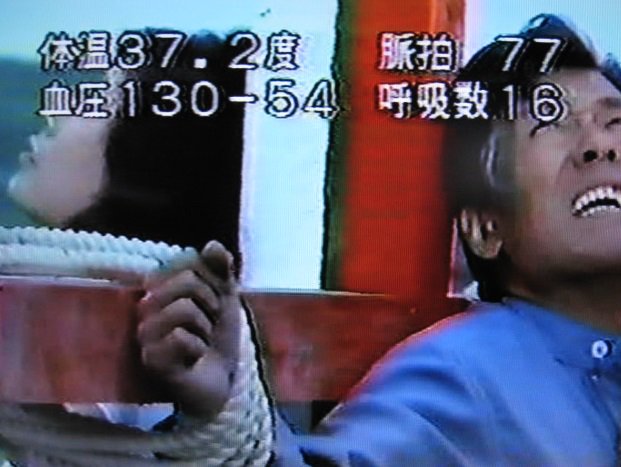 昭和天皇60年史ビデオテープ 昭和天皇御在位60年記念 500円白銅貨 昭和61年銘1986年 未使用 | 収集