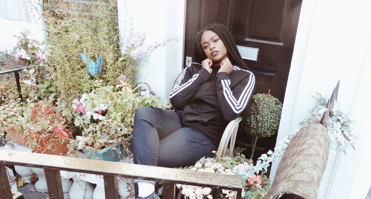 NylonMag's tweet photo. Listening to this electro-pop bop all day (thanks, @PhoenixMartins!) https://t.co/8KkjU8TFUB https://t.co/jfx9w4snps