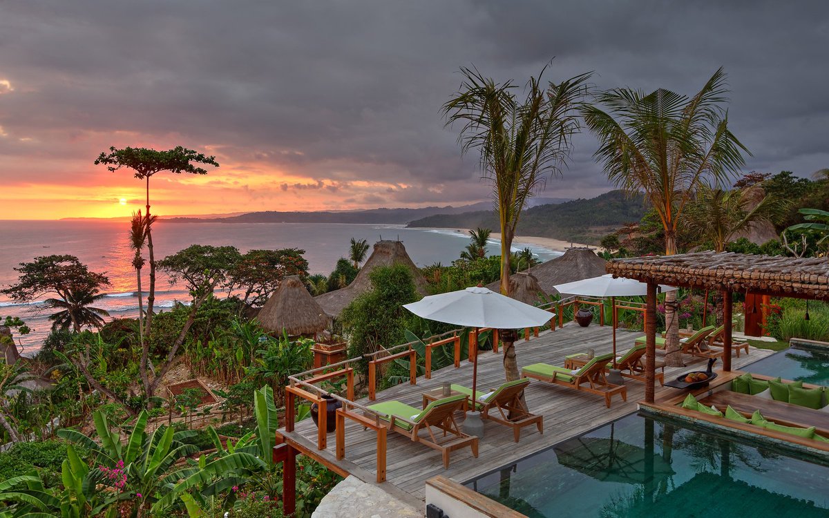 Tribearound's tweet photo. The 100 Best #Hotels in the World https://t.co/O3DUKIUmzG #travel #luxury #vacation https://t.co/ko46CYPMXY