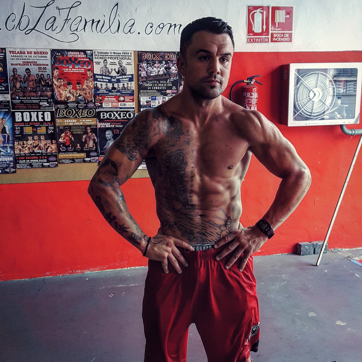 RobertoSantosL3's tweet photo. Una semana para dar 72 kilos!
Vamos a ello!
@maravillabox @16cuerdas @KickBenidorm @VITOBEST https://t.co/jF3DppV7VE