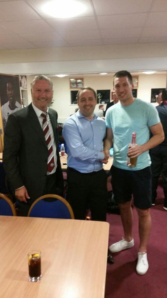 OfficialClarets's tweet photo. MOM for #CHEvsWHU  @cornhill5 awarded by Match Sponsor @LaserElectrical with @Hull1963M Well done Max #Clarets https://t.co/vDpg04Qcub