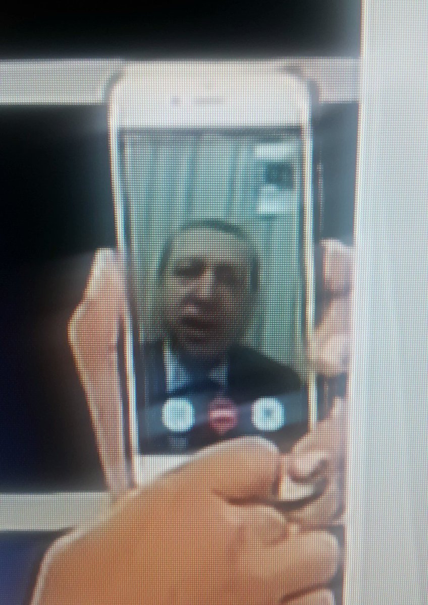 Tayyip saklandığı yerden açıklama yapıyor. 
Dünya lideri mi dedin!