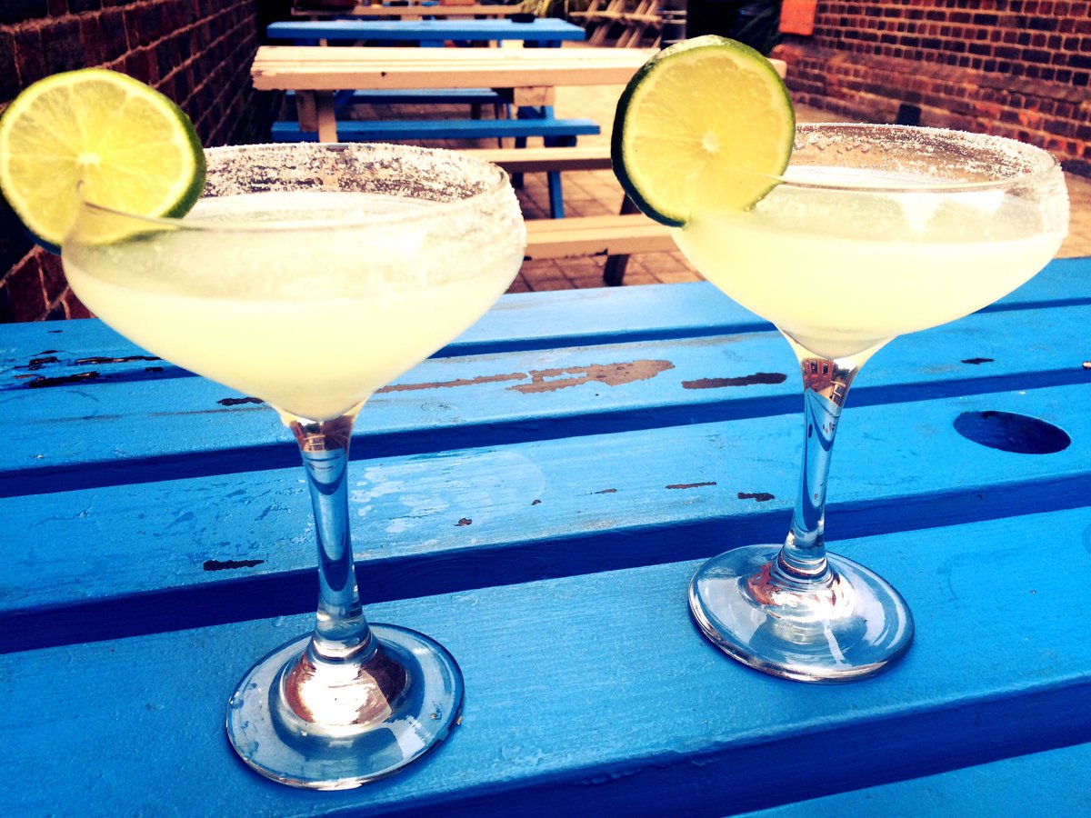peckham_se's tweet image. Pretending it's sunny #london #cocktail #2forme