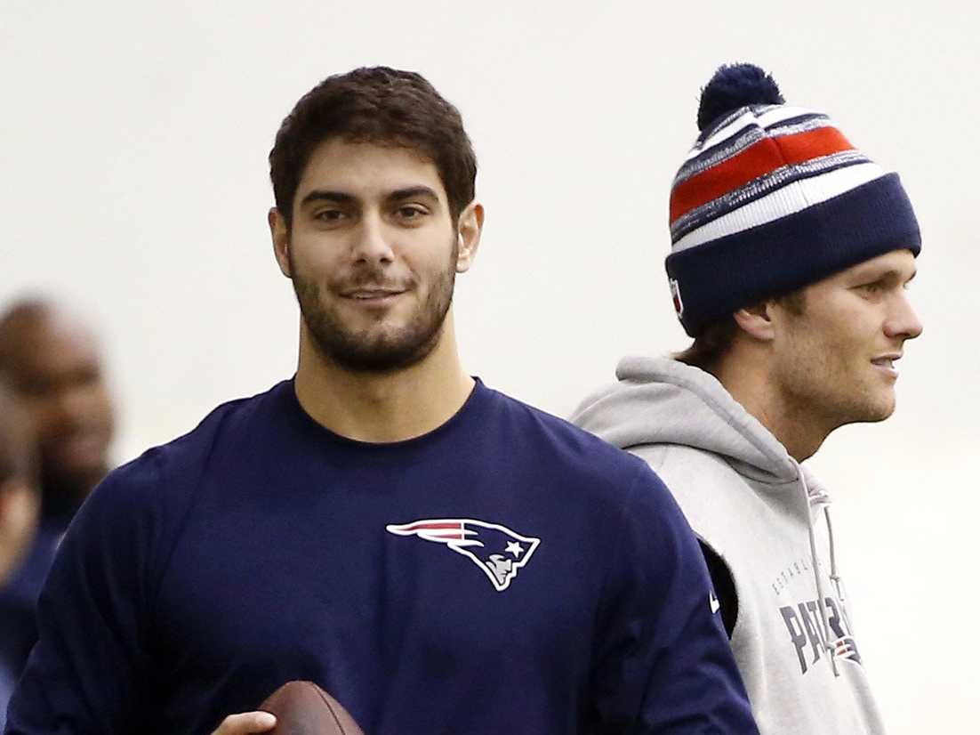judes33's tweet photo. It's all on you kid.....@JimmyG_10  just DO YOUR JOB and we'll be ok till week 5! #pats4eva https://t.co/wVGlfR2hW3