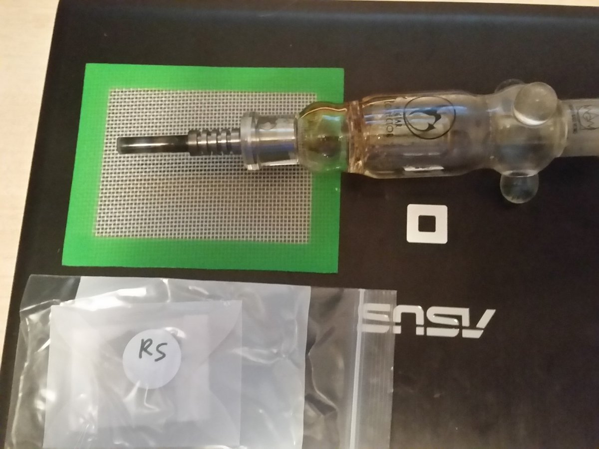 AmeriCanadians's tweet photo. Time for a long overdue #dab #askplc #dabclub @NectarCollectCO @askplc 
I sit down for these! They can hit ya HARD! https://t.co/mFvcVJWK9C