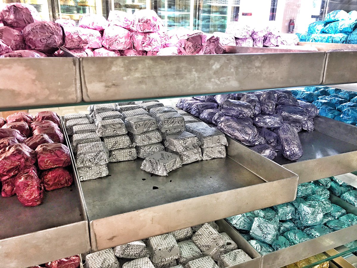 SeranoBakery's tweet photo. Hmmmm.....what should we eat??? 🤔 #thestruggleisreal #foilwrapped #chocolate #petitgateau #baklava #seranobakery https://t.co/WXKCP9z958