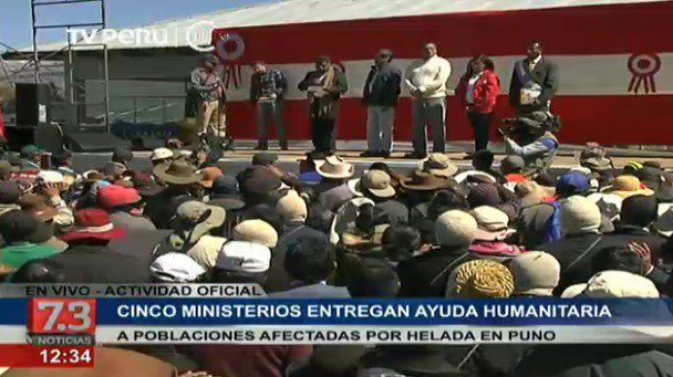 Minsa_Peru's tweet photo. #Puno
Ministro #AníbalVelásquez y ministros @Mimp_Peru @minagriperu entregan ayuda a población afectada por #heladas https://t.co/iZHrHGAZlO
