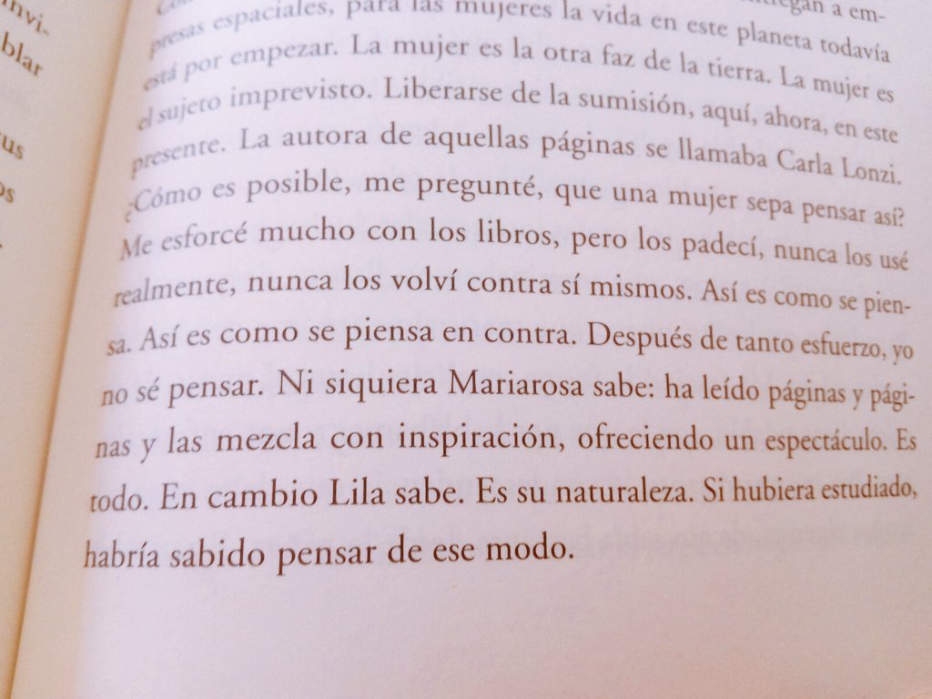 Laura Coll tweet media