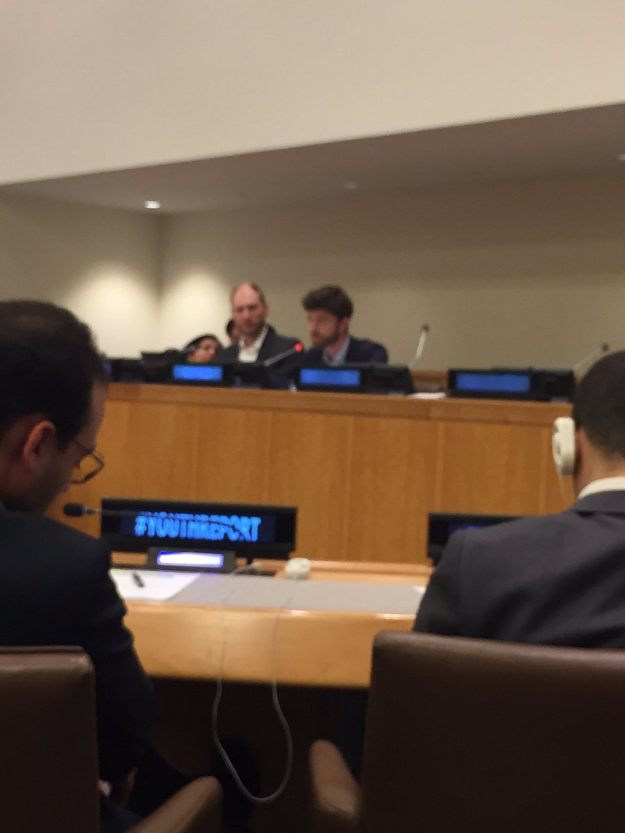 YouthForumCSW's tweet photo. @RossPerlin speaking on the #InternEconomy in changing this culture of unpaid work. #YouthSkills #YouthReport https://t.co/itgHD7Oi0H