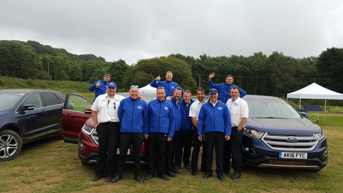 HFAcademyUK's tweet photo. The off road team all together as they finished the last session for #FordLiveUK @motiv8_training great 2 weeks!! https://t.co/r6jS4W594Y