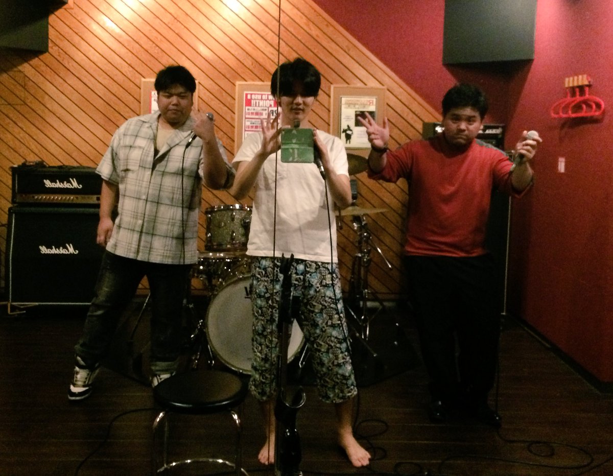 ryou_miyazaki64's tweet photo. 今日はOshin&amp;Fixer✨
だいぶ汗かいたぜ！
最高に楽しかった❤️
9/3はまじでやばくなるよ！

#live93 https://t.co/FSj7eqnOMe