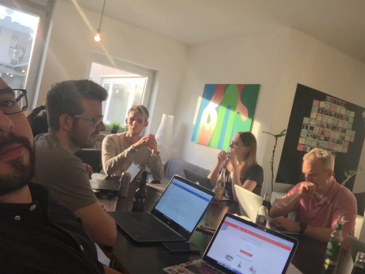 coding_night's tweet image. Greetings from tonight’s session :)))) #codingnight #frankfurt #fradev #rheinmainrocks