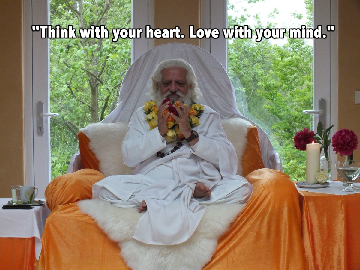 SiddhanathYoga's tweet photo. "Think with your heart. Love with your mind."#yogiraj #kundalini #yoga #meditation https://t.co/l92UGMsyOX