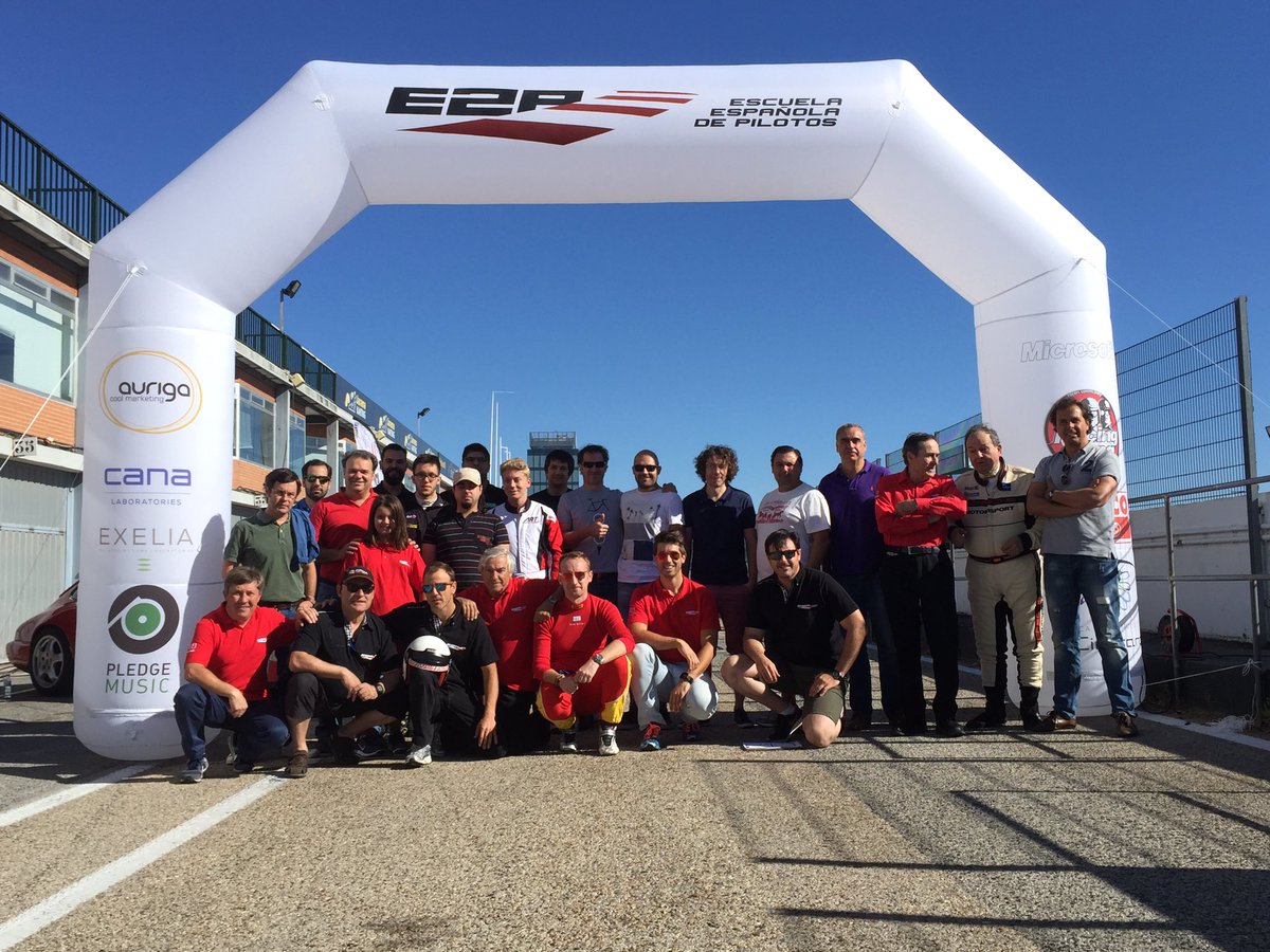 E2Pevents's tweet photo. Estupendo #trackdayvip en #jarama gracias a todos por un día genial https://t.co/bOuCF67qNg
