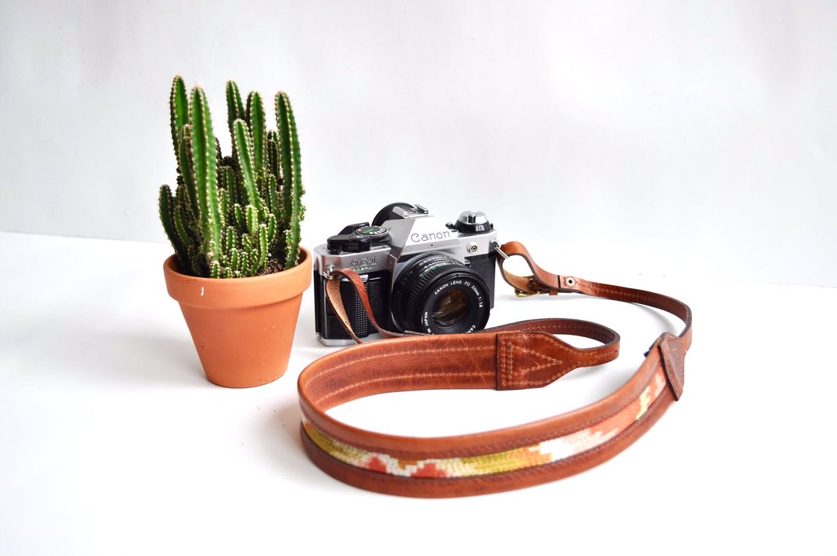 ShopJolielaide's tweet photo. Wanna know how to clean your #Handmade #Leather #Camerastrap?Check out our latest blogpost https://t.co/xU2gAJ6nm5 https://t.co/OfVdkoN9Jr
