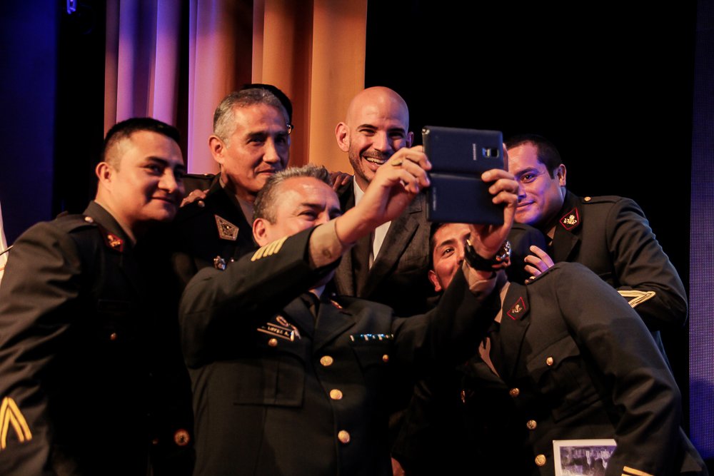 iabperu's tweet photo. Lo mejor de los #PremiosDIGI2016 Muchas gracias a todos https://t.co/0xYGt47aq7 https://t.co/1RBHwo1zMr
