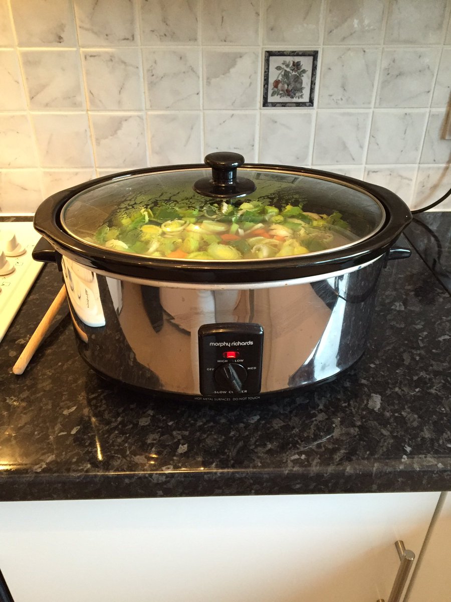 CeilidhMcL's tweet photo. You know you're getting old when you spend your Friday night making a pot of soup! ππ΅ #gettingoldbeforemytime https://t.co/t8GQGKs4C4
