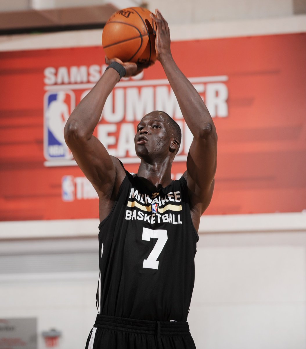 NBA's tweet photo. Today's Samsung @NBASummerLeague action tips off at 4pm/et on @ESPN3 &amp; @NBATV https://t.co/qJQRuLi4Ac https://t.co/ChSzitPOtB