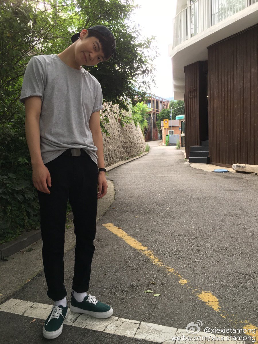 WINN5RCITY's tweet photo. xiexietamong #📷 —⌠  你在做什么？ https://t.co/eWMkjdFNwf