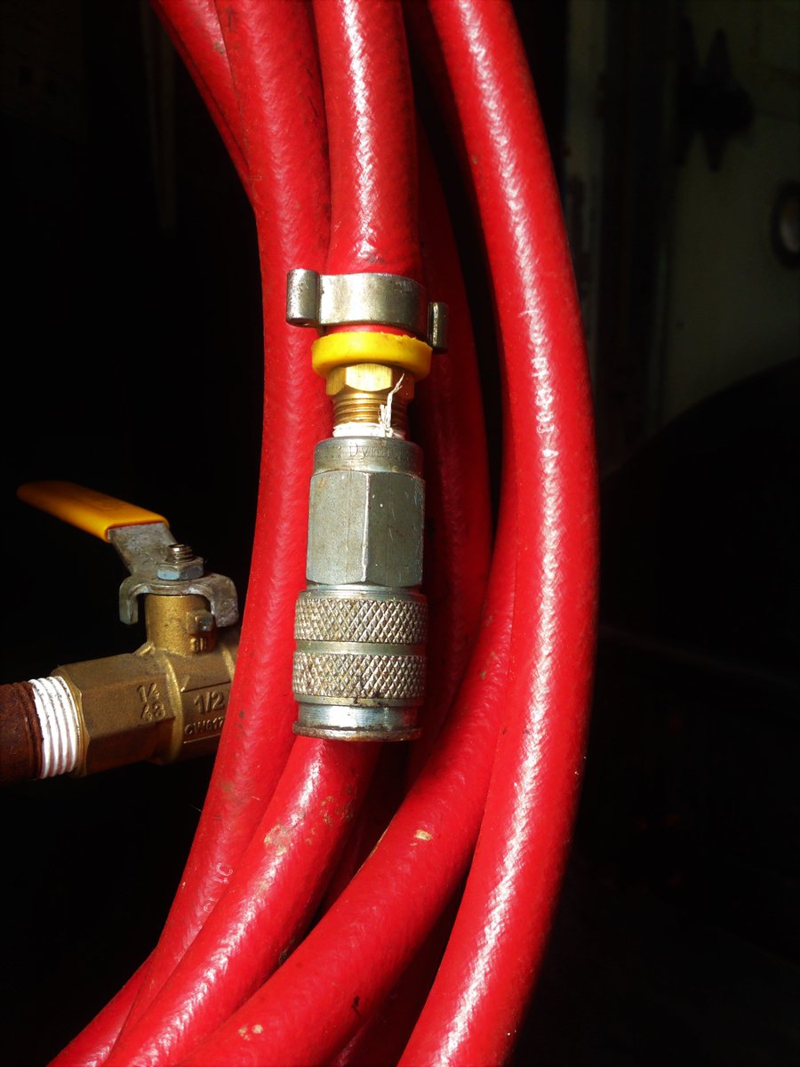 _MYESCO's tweet image. 3 Reasons Why You Need to Stop Leaking #CompressedAir my-esco.com/why-you-need-t…