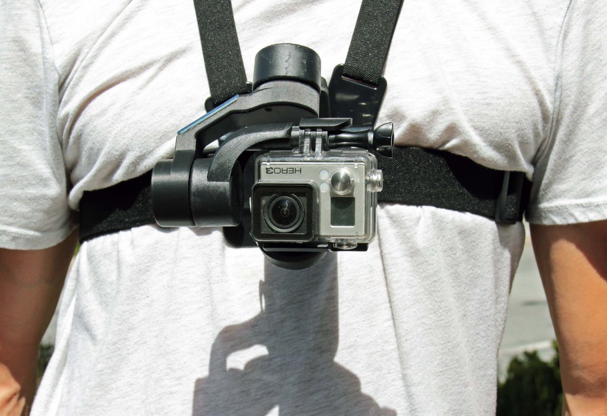 Slick_video's tweet photo. Do you have a favorite #GoPro accessory? Capture moments with your favorite setup!
#chestmount #gimbal #california https://t.co/Lec1RcDLQK