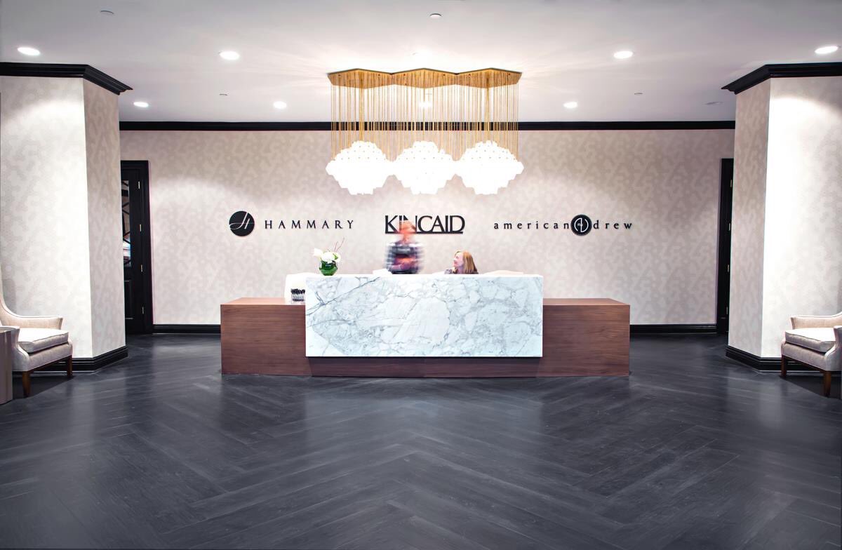 BarbourSpangle's tweet photo. Make a good first impression by starting with the lobby of a space! @MohawkGroup @Carnegiefabrics @RobertAbbeyInc https://t.co/iFgs2qDqoM
