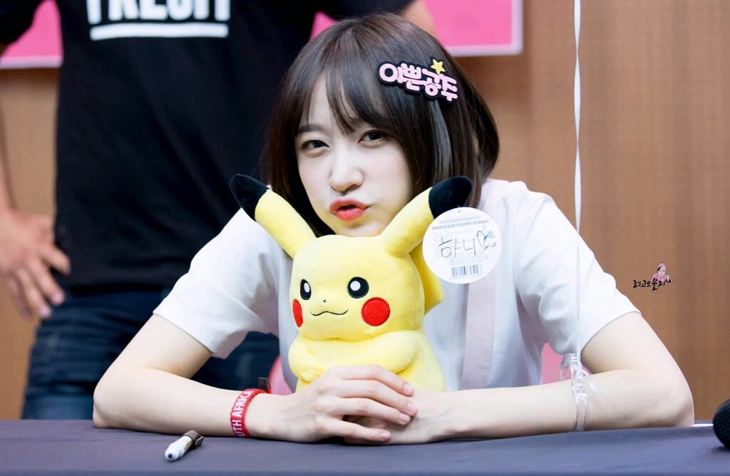 xVandicate's tweet photo. I've gotten a Pikachu. How is yours? https://t.co/GYosoZmjpl