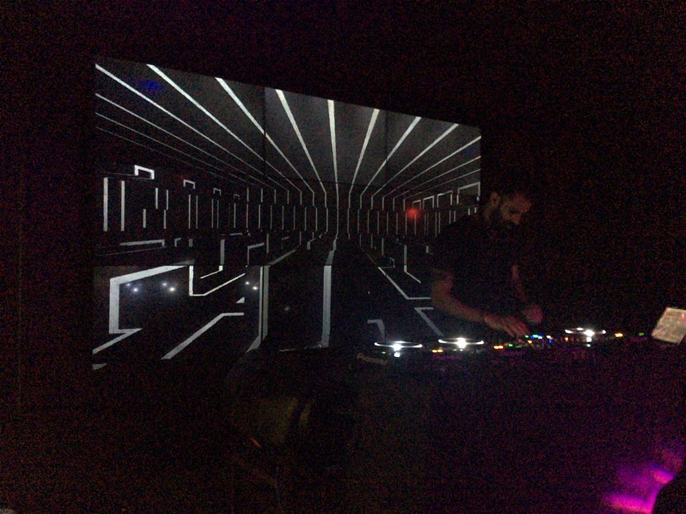 CMEindia's tweet image. @OrbsandZen setting the perfect groove here at @ArkBarMumbai 
#DeepInDance