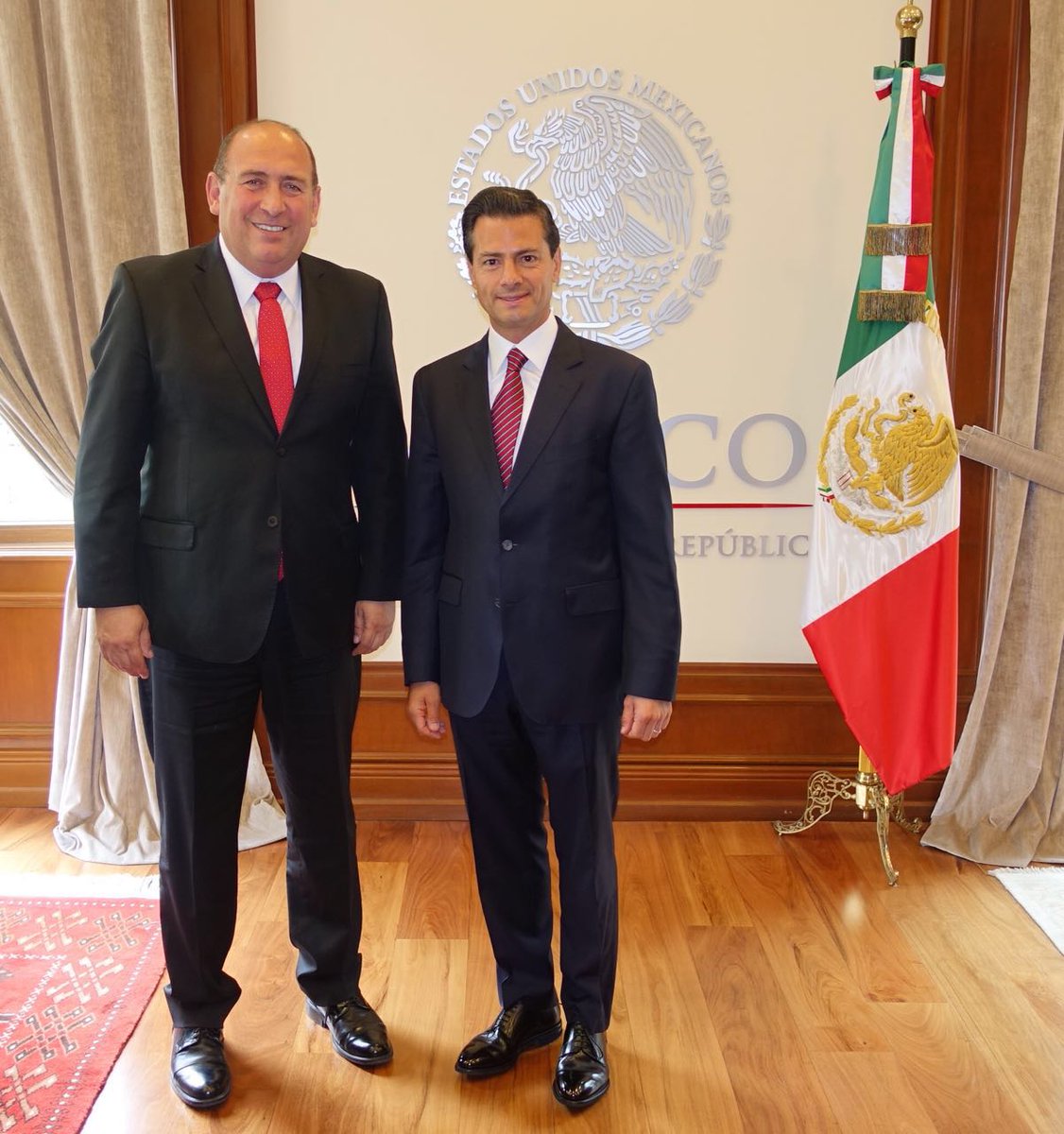 Excelente reunión con <a href="/EPN/">Enrique Peña Nieto</a>. Pronto de nueva cuenta en #Coahuila