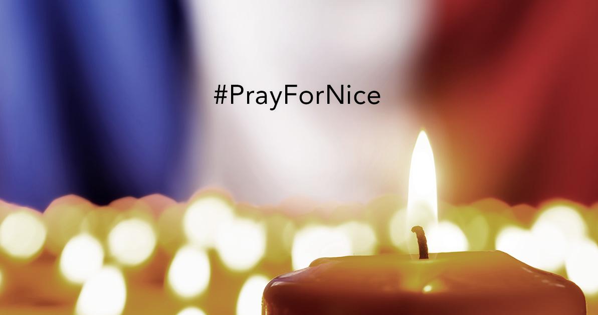smartblonde328's tweet photo. #PrayForNice, #PokemonGo, #PrimeDayFail And More In The Weekly Spread! #STPromo - https://t.co/SgrteZtoPn https://t.co/x55BM782zO