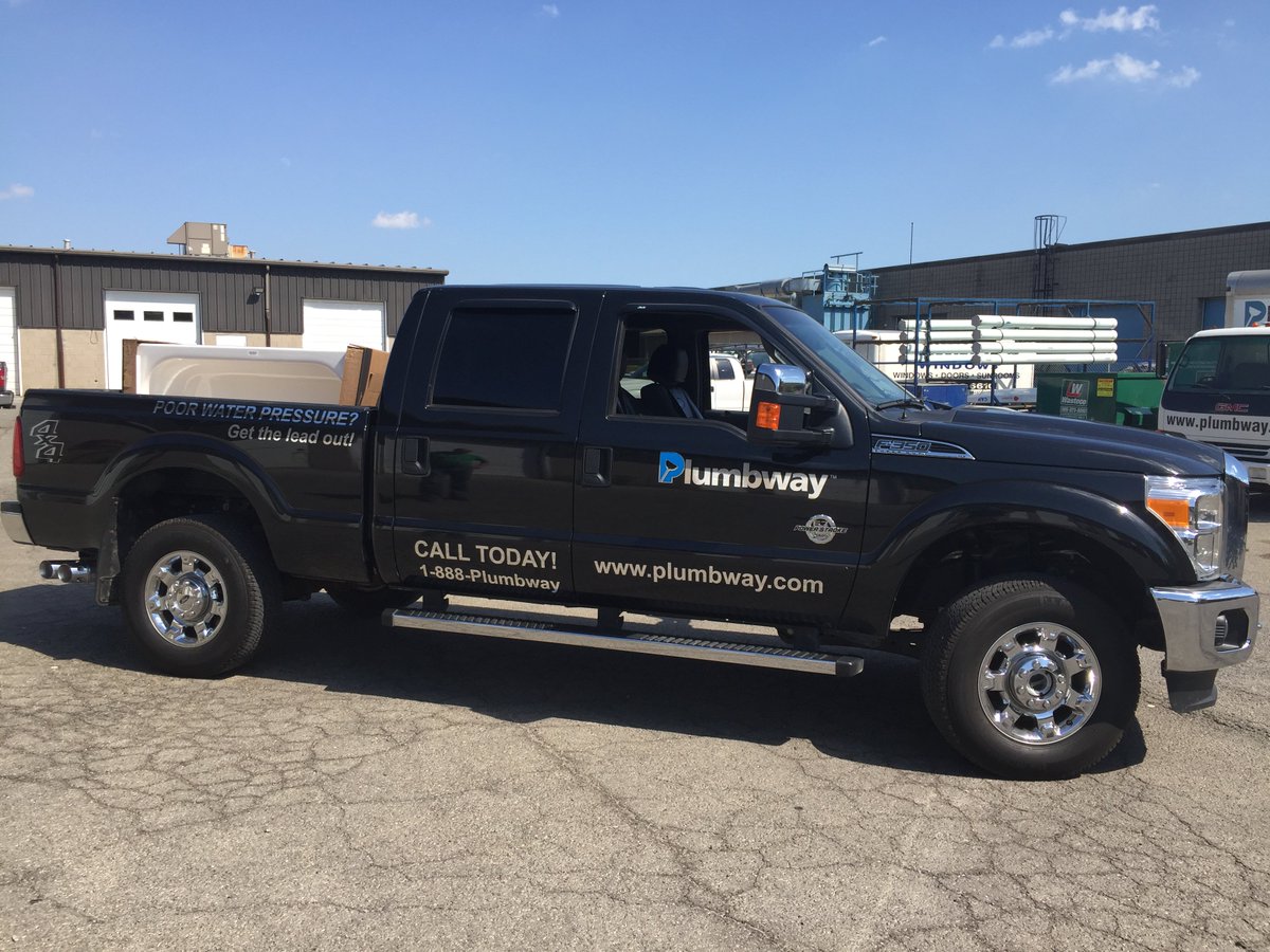 ZingSigns's tweet image. Check this nice new truck graphic we did for Plumbway #HamOnt