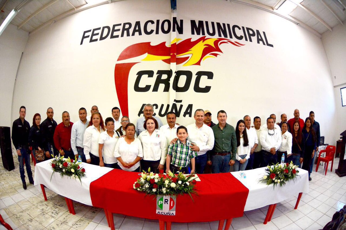 fsaracho10's tweet photo. Muchas felicidades para Mario Enrique Morales @croccoahuila por su cumpleaños, le mandamos un abrazo desde #Acuña https://t.co/DUocjOfAOo