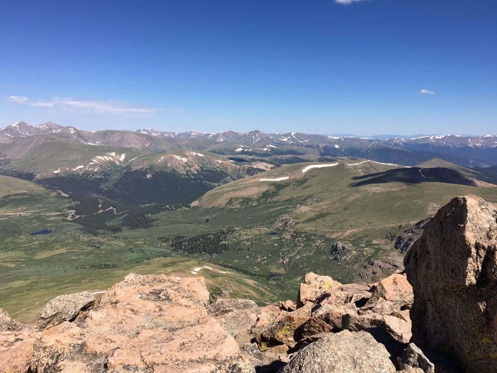 kaleekb's tweet photo. Just hiked my first 14er!! ✅🏔 #Bierstadt https://t.co/VCeurfVSCv