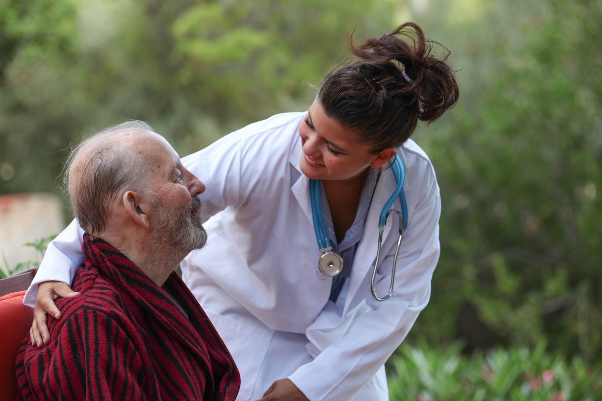 wapatientsafety's tweet photo. As the 65+ community grows, how can we ensure #eldercare remains safe? via Elena @tweetwhca: https://t.co/uWAuUu8t8X https://t.co/KtAYTLA9Go