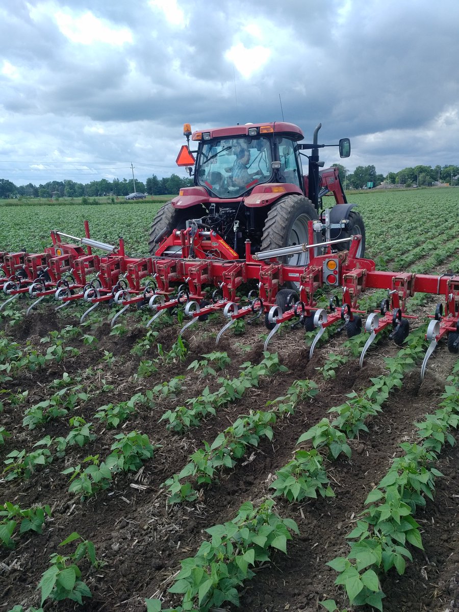 farmpowerinc's tweet photo. Auto Camera guidance at its finest with live video monitoring! #easy #rowguard #einbock #ontag https://t.co/NxOMb5G7cX