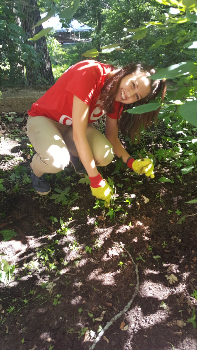 18Emtz's tweet photo. Making a difference in our community!! https://t.co/V3A8Y9ZAEZ