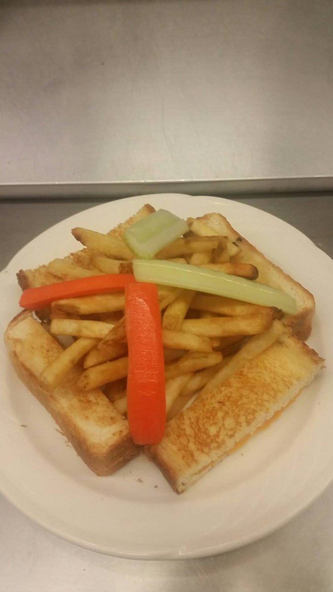 GrazeEdmonton's tweet photo. @DeeHigdon we have a nice kids menu; kids dipper with side fire roast soup (this was order with fries inst) #yegfood https://t.co/5Yi8jbKcfR