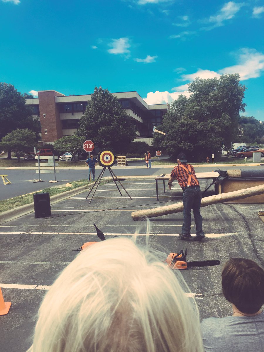 UNWMaHa's tweet photo. Checking out Lumberjack Days in Stillwater #LJD2016 https://t.co/865vh98EgQ