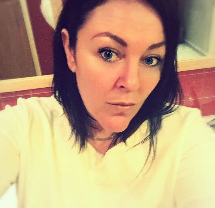 Adrienne_Wicca's tweet image. @maddy__aubreyb hi. I&apos;m a dusty greasy 45 year old vegan. #sweepingstatement #prejudice