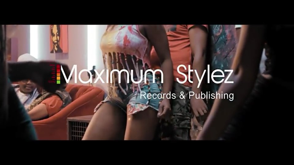 PuleMohodi's tweet photo. Amazing music video by @pepsin_SA &amp; @FruityStar ft. @MomoDread on @UMXon1_ @Official_SABC1  https://t.co/bx4vnc5eCa https://t.co/VNe8VTbbok
