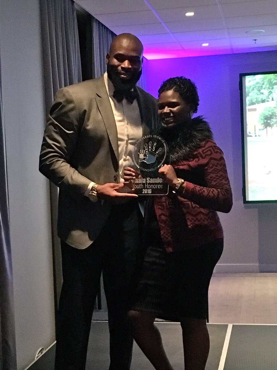 Chris_Deutsch's tweet photo. Thx @mantra4good for invite to @iidonije &amp; @TeamIIF's #EveningwithIIF! Great mission &amp; impressive student leaders! https://t.co/5nWOFDN32M