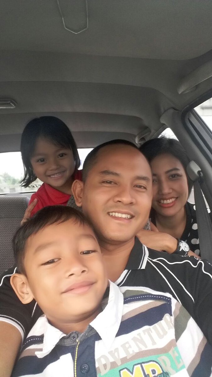 ari_widyo tweet picture