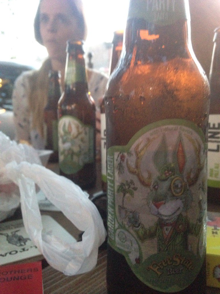 BozArbella's tweet photo. @FreeStateBeer #gardenparty Best summer beer! https://t.co/eP3SdLqnGW