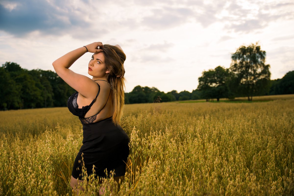 #new #shots #outdoor #elite #escort #germany #ModernRomanceEscort #hot #lingerie