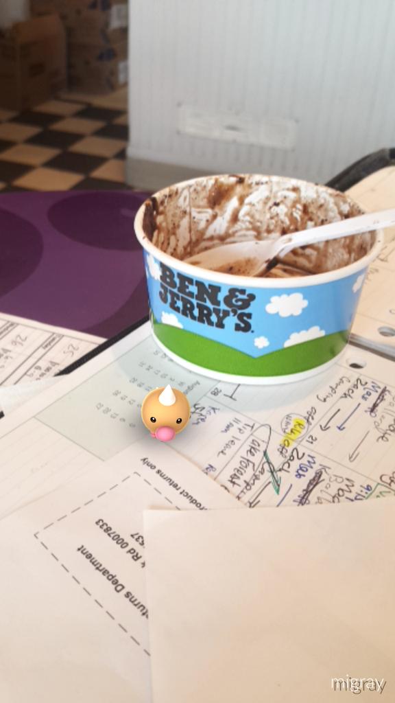 helpful_mig's tweet photo. @BJDavNC is serving up weedle! #freetopping #justputalurehere https://t.co/uwzg2VS9lA