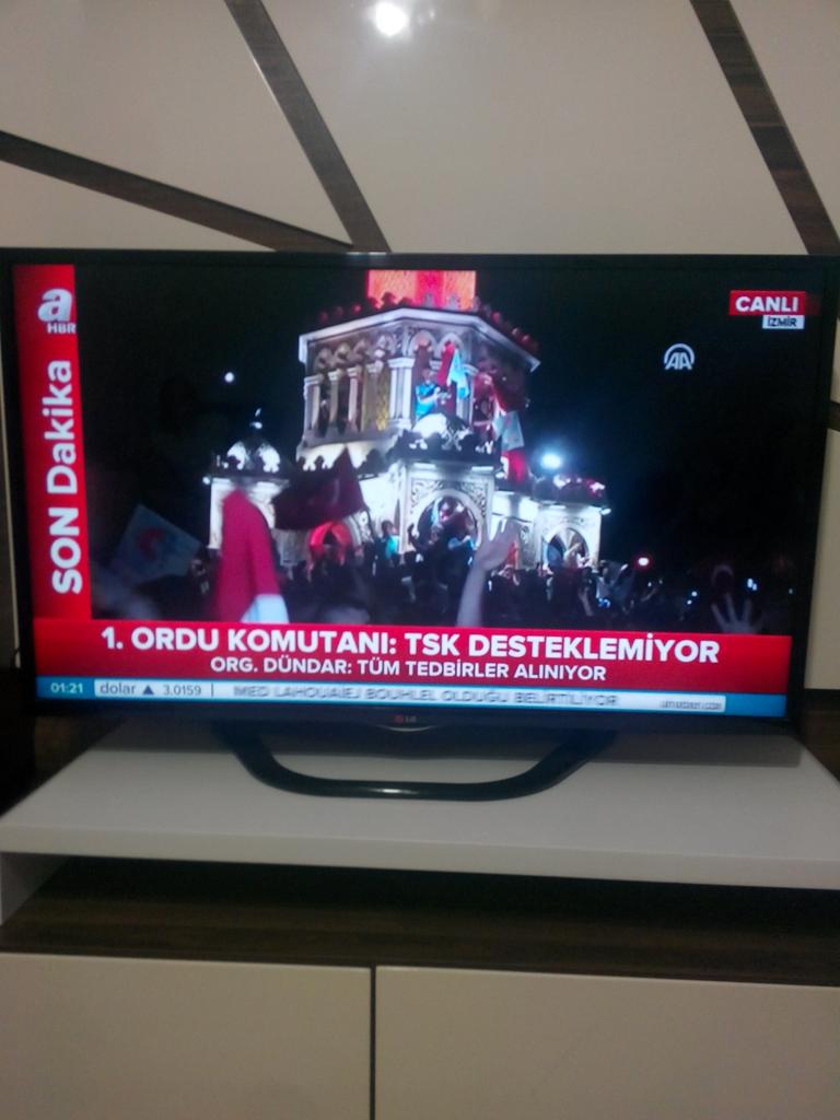 İzmir'e gavur dediniz, solcu dediniz! Emin olun bu şehirden daha MİLLİYETÇİ bir şehir daha yoktur!!!