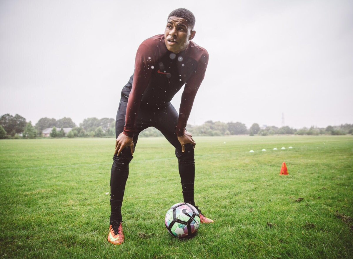 rashford nike boots