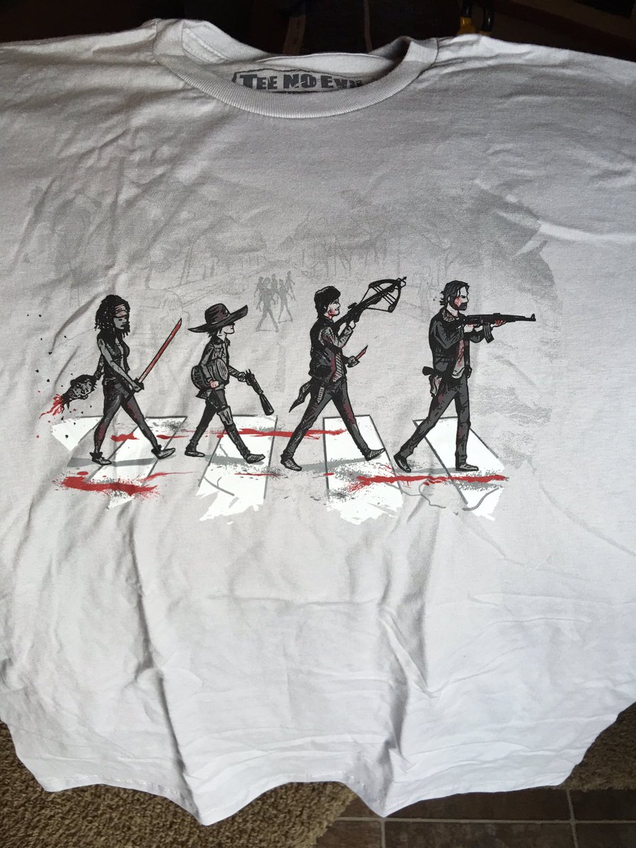 troy_vr's tweet photo. @TeeNoEvil Yes it finally came in the mail #TWD @TheWalkingDead https://t.co/4BgdaUBoux
